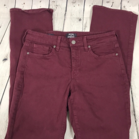 Chico's Denim - Chico’s NYDJ Straight Lift x Tuck Jeans sz 6 EUC